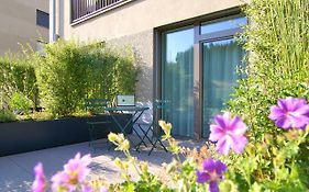 Varias Lifestyle Apartments